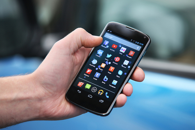 The iWith.org mobile application, a success with users